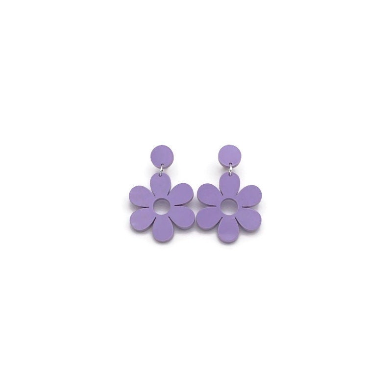 Retro Purple Daisy Dangle Earrings