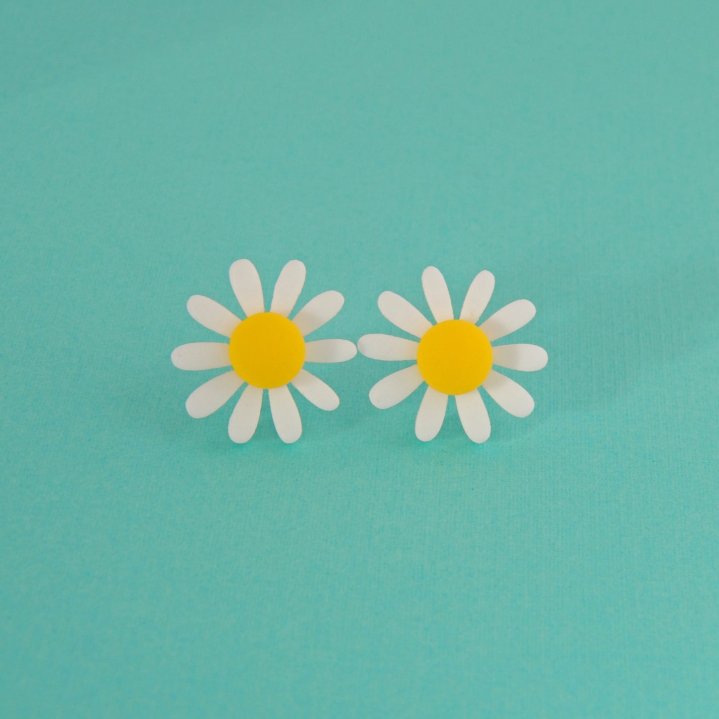 White and Yellow Daisy Flower Stud Earrings