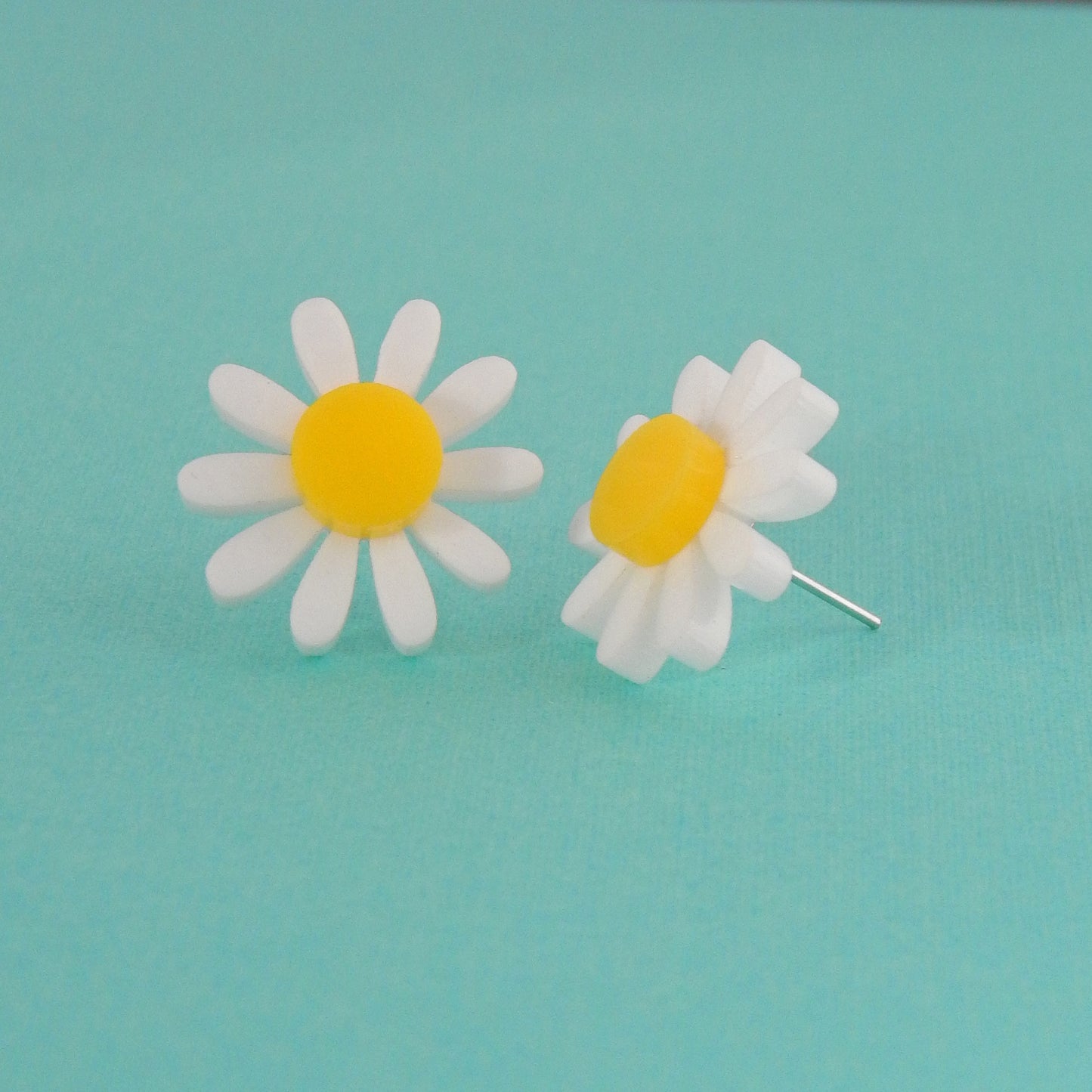 White and Yellow Daisy Flower Stud Earrings