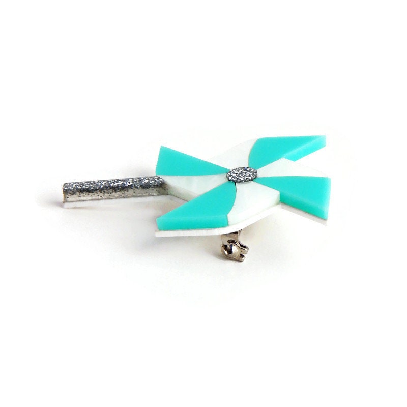 Aqua Pinwheel Brooch